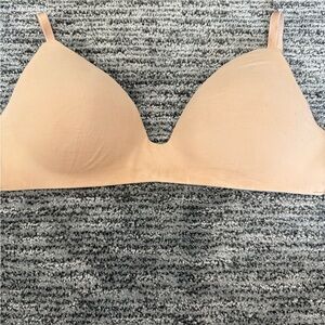 Seamless Tan Victoria’s Secret Bra